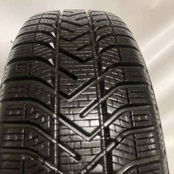 185/65R15 88T Pirelli SnowControl Serie3 Kış Lastiği