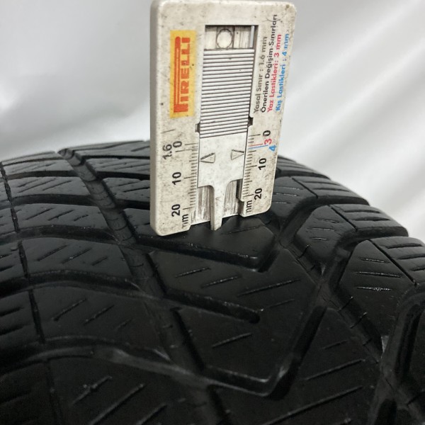 195/65R15 91T Pirelli SnowControl Serie3 Kış Lastiği