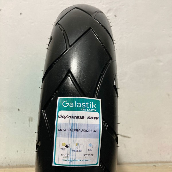 Metzeler 120/70ZR17 58W Roadtec Z8 Motosiklet Lastiği